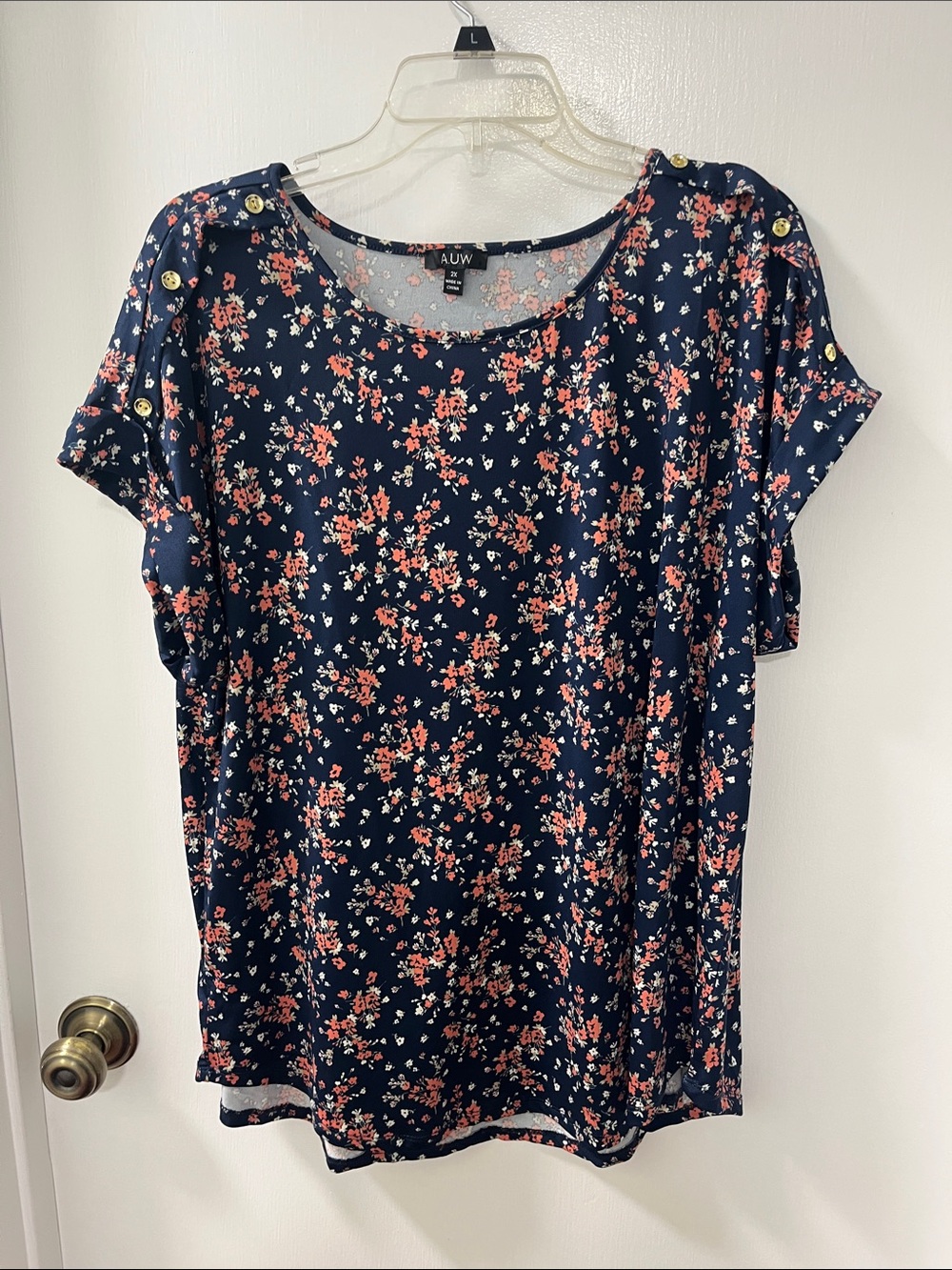 AUW Navy Floral Short Sleeve Top with Coral Accents